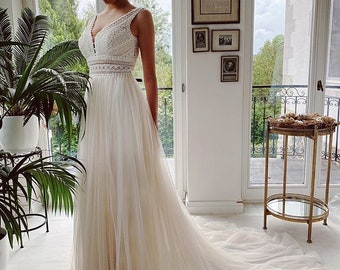 Boho V Neck Beach Lace Wedding Dress Bridal Gowns