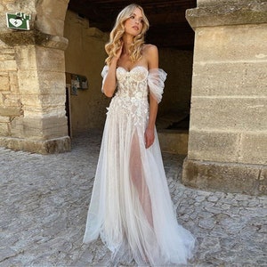 Personalised Off the Shoulder Boho Tulle Sweetheart Beach Wedding Dress Bridal Gown Pleated Sleeves