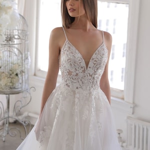 Personalised Boho Spaghetti Straps Backless Lace V neck Wedding Dress Bridal Gown