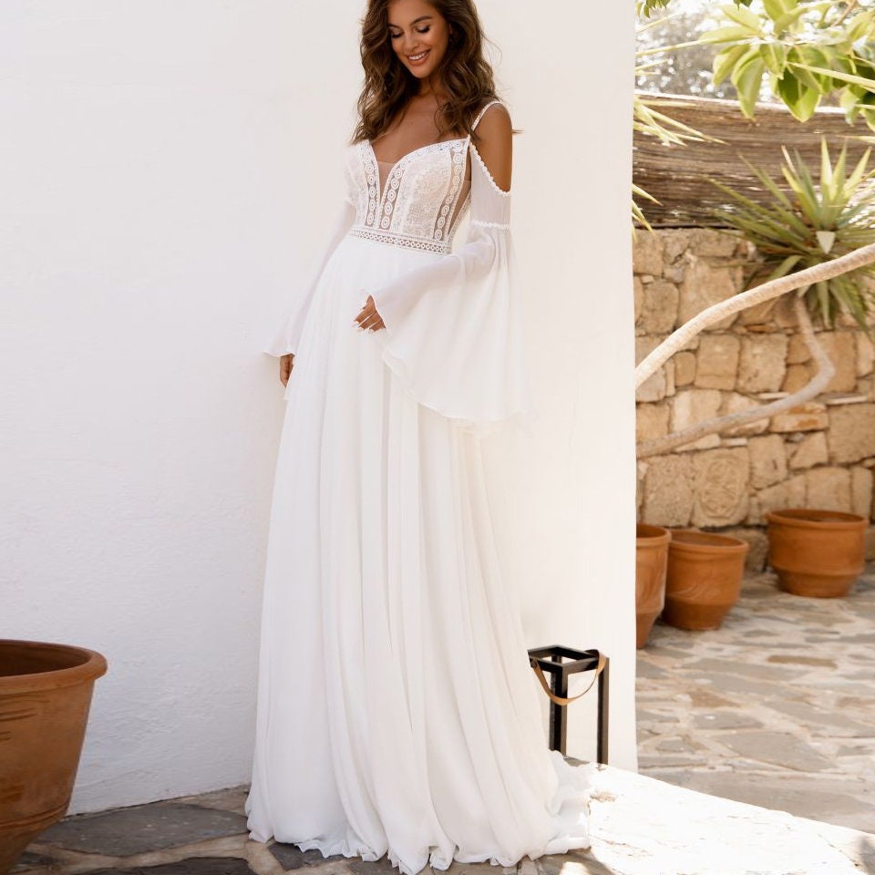 Personalised Boho Wedding Dresses Sexy Bridal Off White Tulle Long