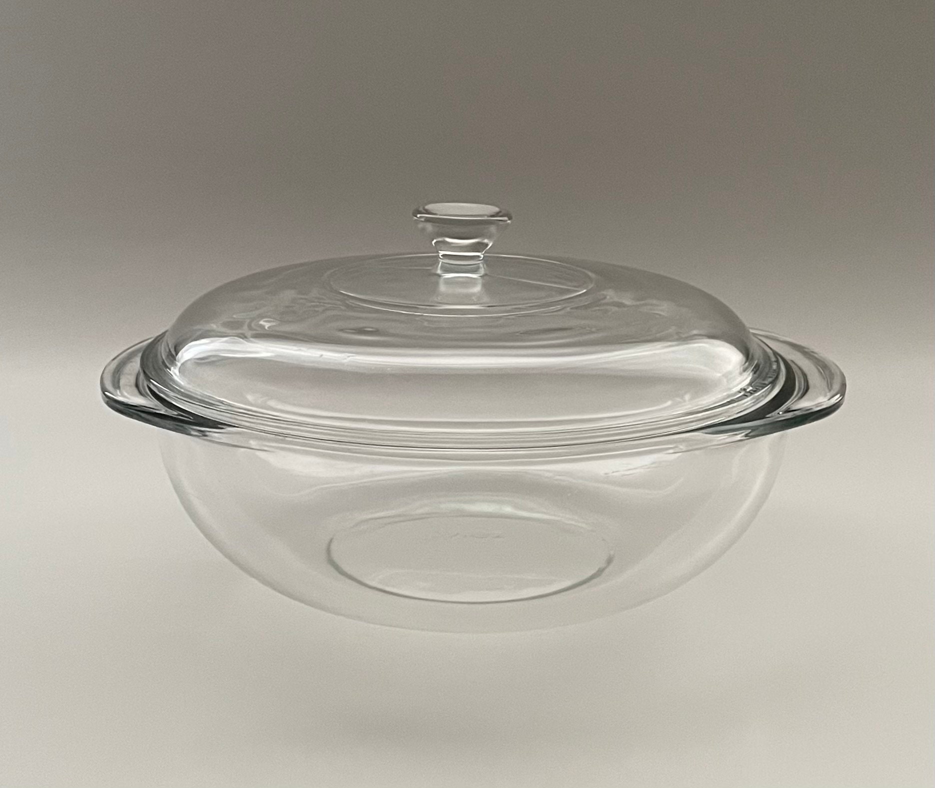 QT Vintage Pyrex Clear Glass Covered Casserole Baking Dish 024