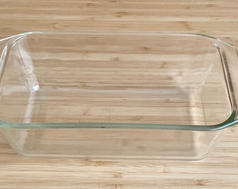 3" Deep Vintage Pyrex Bread Loaf Pan - Pyrex 215 Clear Glass 9 x 5 x 3 Glass Bread Baking Dish Made by Pyrex in the USA in the 1960's