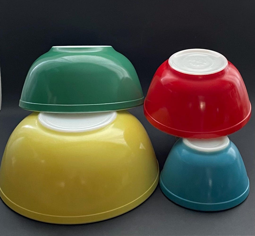 4 Vintage Pyrex Primary Mixing Bowls Excellent Condition Full Set of 4 ...