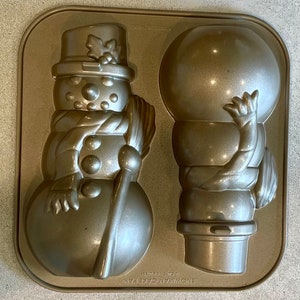 Vintage Nordic Ware Cake Pan Heavy Cast Aluminum Baking Pan Made in the USA - Cake Decorating Supply