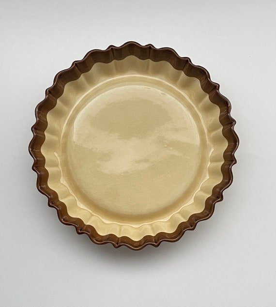 Vintage Ceramic Tart Pan or Scalloped Quiche Baking Dish 10 Wide X 1 1 2 Deep Made in the USA Etsy