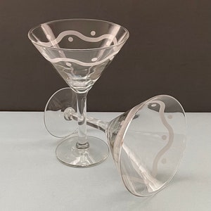 Mikasa Etched Martini Glasses Set Of 4 for Sale in Tacoma, WA - OfferUp