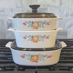 5 Piece Gift Set Vintage Corning Ware Abundance Casserole Baking Dishes 1, 1.5, and 2 Qt and 2 lids Made in USA by Corning in the 1990&#39;s