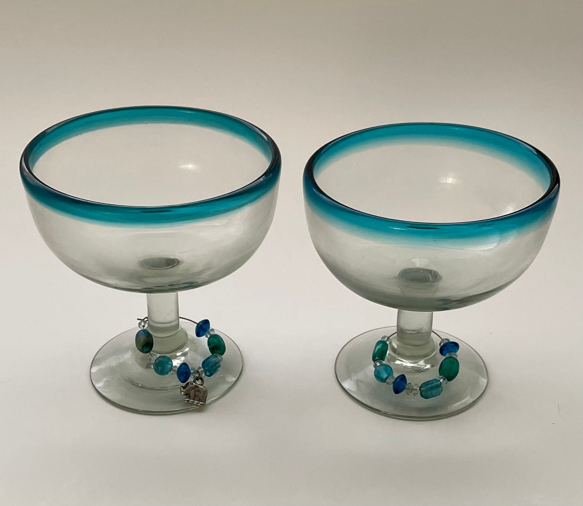 Dos Sueños Mexican Hand Blown Glass – Set of 4 Hand Blown Stemless Blue Rim Margarita Glasses (14oz)