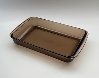 Vintage Pyrex Brown Glass Casserole Dish: Qt Rectangle Baking
