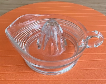Large 6" Vintage Ribbed Glass Citrus Juicer with Handle Lemon Squeezer Make Fresh Squeezed Orange, Lemon Lime Juice the Old Fashioned Way