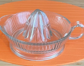6" Vintage Ribbed Glass Citrus Juicer with Handle Lemon Squeezer Make Fresh Squeezed Orange, Lemon Lime Juice the Old Fashioned Way