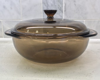 1.5 Quart Vintage Pyrex Amber Brown Glass Casserole Baking Dish and lid 1.5 Liter 023-N