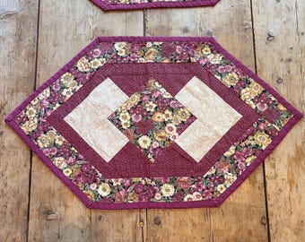 2 Vintage Quilted Floral Placemats Burgandy and Yellow Flowers Calico Prints: Set of Two