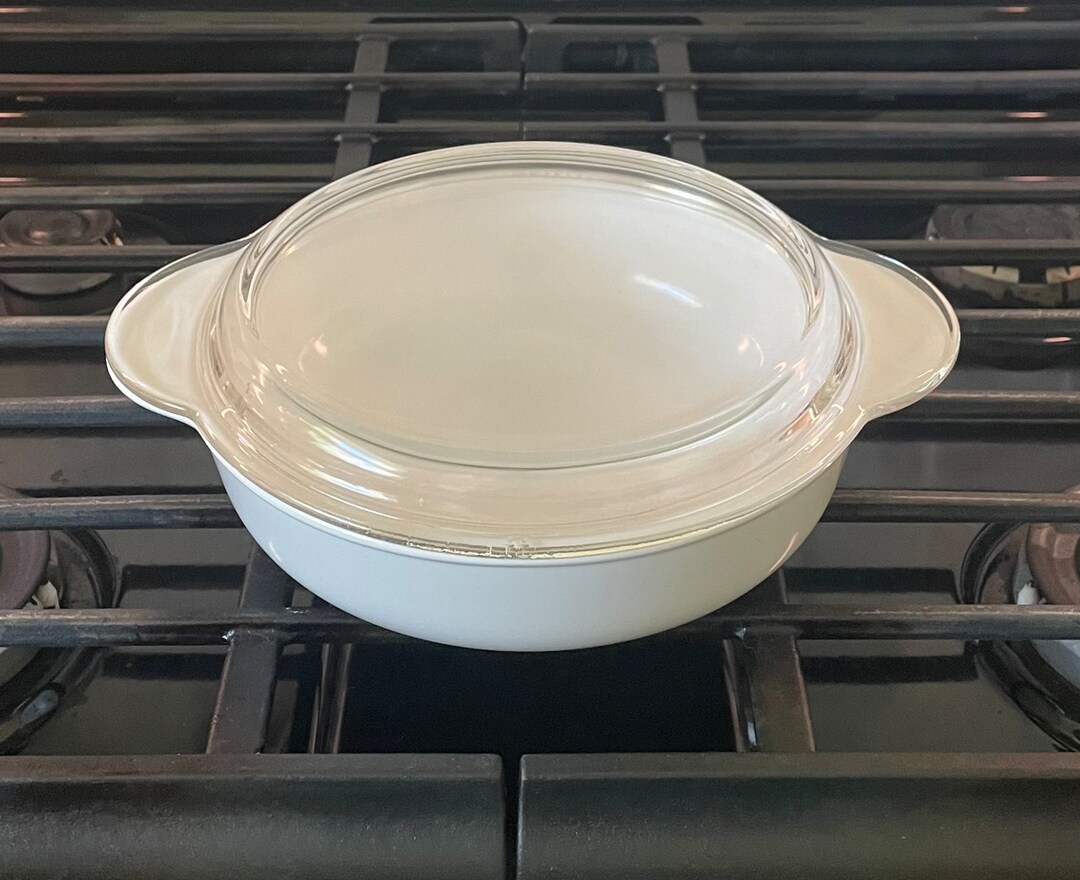 Vintage Corning Ware Just White Casserole: 1.25 Quart Grab It Handle ...