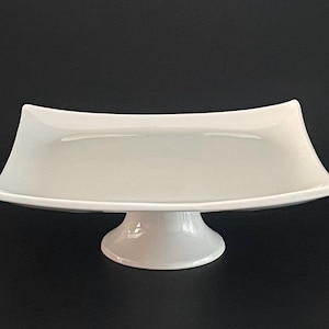 Vintage Cake Stand Creamy White Ceramic 12 3/4" wide x 4 1/2" Tall Pedestal Cake Display
