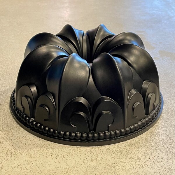 Birthday Cake Pan Etsy