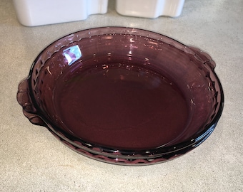 Vintage Pyrex Cranberry Pie Baking Dish 229 9.5" Scalloped with Handles Pyrex Glass Baking Dish Purple