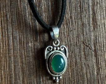 Green Onyx Sterling pendant from India