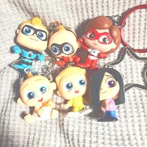 Doorables The Incredibles Keychains Group 1
