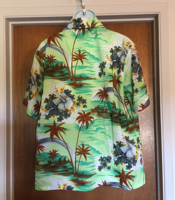 Vintage tiki Hawaiian shirt Barkcloth green with … - image 3