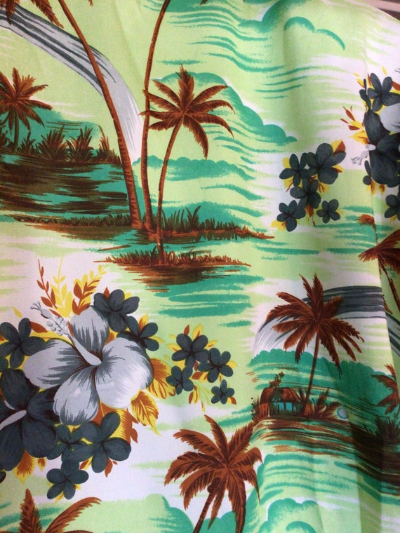 Vintage tiki Hawaiian shirt Barkcloth green with … - image 7