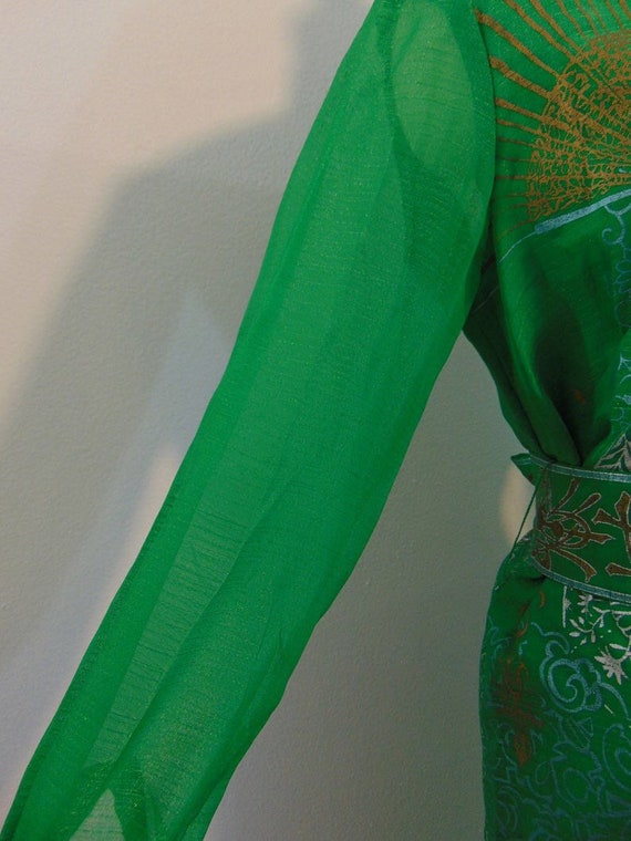 1960’s Alfred Shaheen green Asian motif shift dre… - image 6