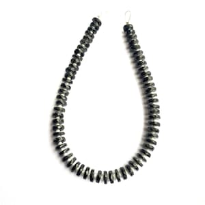 Faceted Black Onyx Tyre Beads: AAA Grade Gemstone Jewelry, 8 Inch