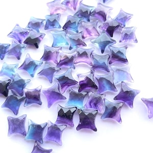 Facetterade fluorit Ninja Star-pärlor: Snidade ädelstensbrioletter (11 mm)