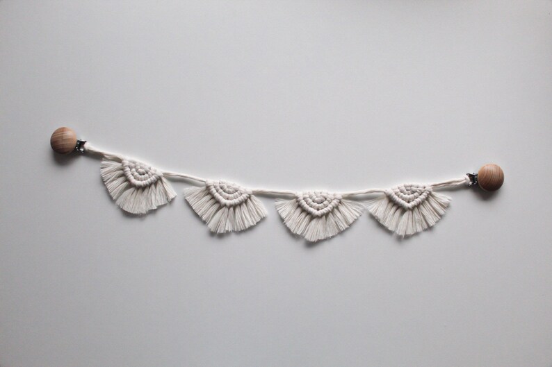 Macrame stroller chain Kitty