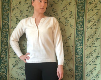 Vintage White Sweater/Sweater with Buttons/V-Neck with Buttons/Brand Morsly/100% Acrylic/Size S