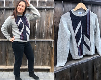 Vintage Grey Pullover Sweater with Abstract Purple and Blue Pattern|Vintage Abstract Pullover Sweater