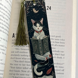 Cat Tarot Card Bookmark| Cat Lover| Cat Bookmark| Tarot Card Bookmark| Witchy| Two Sizes| Metal Bookmark| The Reader Bookmark|