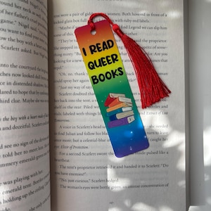 I read queer books metal bookmark| LGBTQ Bookmark| Pride| Metal Bookmark| Pride Month