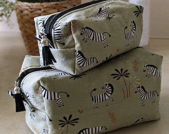 Bolsa de maquillaje con estampado de cebra: bolsa de viaje y cosmética cuadrada hecha a mano