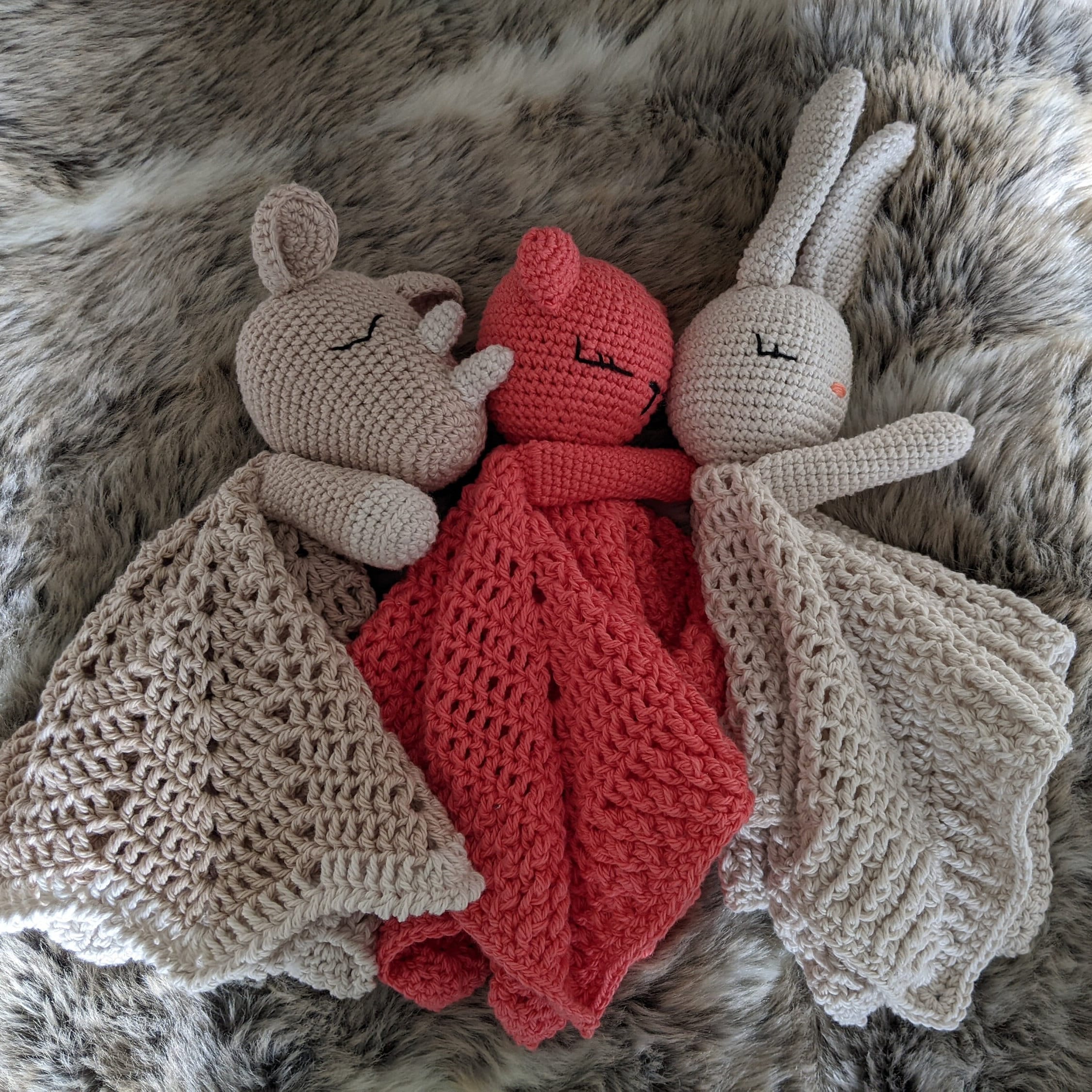 Baby Blanket Dmc Top This Lovey Pattern Lovey Tops Crochet