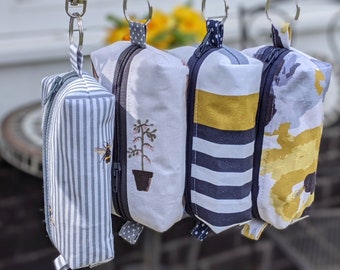 ペット用品その他 [emis] [25PET] JERSEY POOP BAG KEYRING b6bfbb6f22c04da28d9cec327d579e
