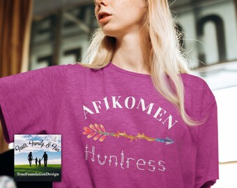 Afikomen Jägerin, Pessach Shirt, Pessach Shirt, lustiges Pessach Shirt, Jüdisch, Hebräisch, Frühlingsfest, Bibelfest, Inspirational Shirt, Jesus