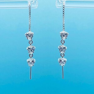 Silver sterling Three Heart Zirconia Pull Through Cadena y Barra Drop Pendientes