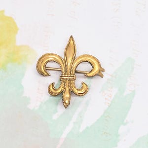 Locket Holder Pocket Watch Holder Fob Victorian Fleur De Lis Watch Pin Gold Filled