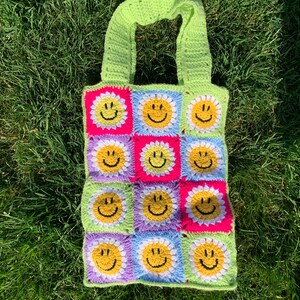 Smiley Crochet Tote Bag *PATTERN*