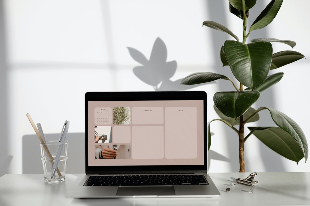 OCT 2022 - DEC 2023 Aesthetic Desktop Wallpaper Organizer for the