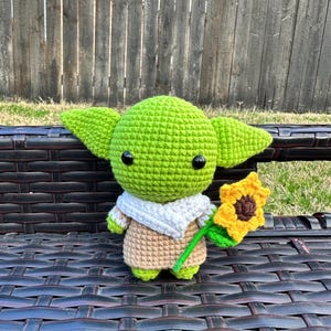 Baby Yoda Crochet Plush with heart, Grogu Amigurumi Doll, Handmade Yoda Crochet Toy, Cute Alien Crochet Gift, Space Inspired Plush image 8