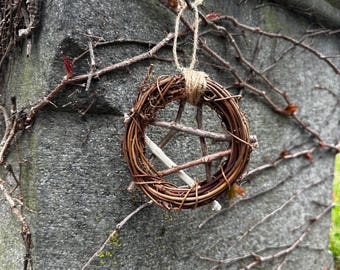 Adorno de pentáculo / Pentáculo / Decoración ocultista / Protección del hogar / Magia protectora / Protección de brujas / Pentáculo de madera / Ocultismo / Brujería
