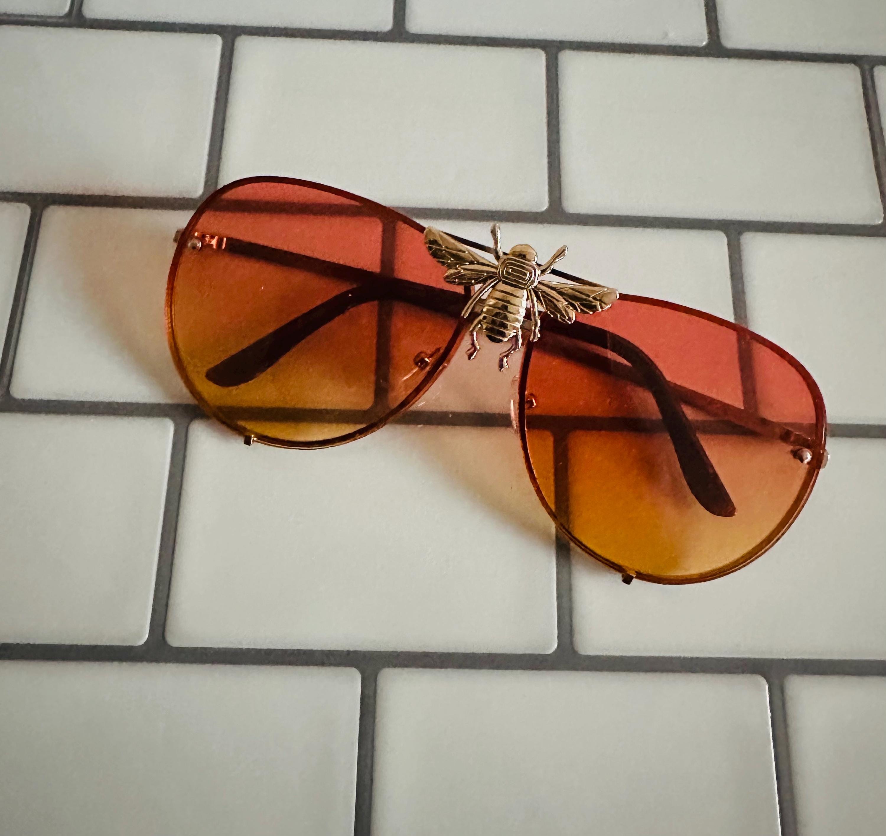 Sassy Bee Sunglasses Bumble Bee Sunglasses – Seaux Chi main image 3