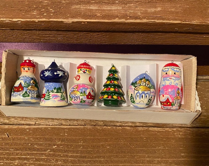 Beautiful Russian Christmas Ornaments 6 Pieces Hand Painted Etsy