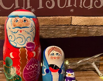 Russian Nesting Dolls Matreshka Beautiful Santa!! 3 Pieces