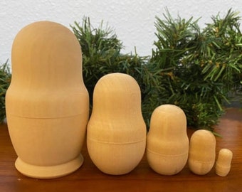 Russian Nesting Dolls UNPAINTED 5 pieces! Paint your own Dolls!!