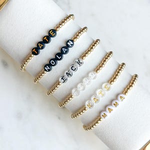 Pulsera de letras doradas, pulsera con nombre dorado, pulsera con letras de colores, pulsera de mujer, pulsera personalizada, pulsera boho, pulsera de plata