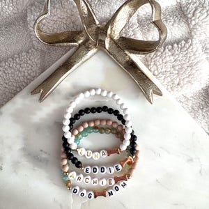 Pet bracelet, pet name bracelet, pet memorial, pet jewelry, dog mom, pet mom braclet, dog bracelet, bone bracelet, dog bone bracelet