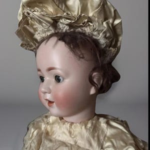 antike Masse Deutsche große Puppe mit Kopf aus Bisquitporzellan , gegliedert und Schlupfaugen